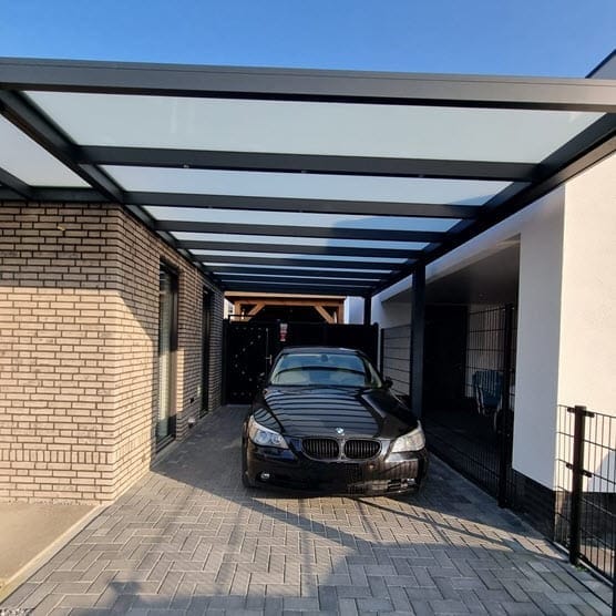 Carportueberdachung - FS-Ueberdachung.jpg mit auto